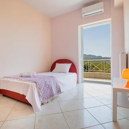 Aleka's House κρυμμένο μαργαριτάρι στο ακρογιαλι